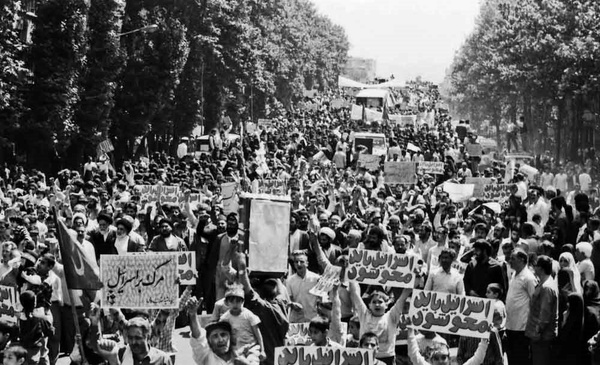 عطیه توسلی on Fars: "آنچه که از همان سال نخست برگزاری راهپیمایی «روز