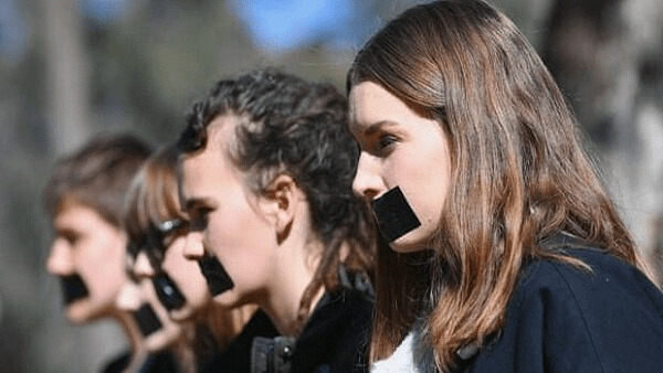 امن و سلامتی کا مکمل فقدان، 'ماڈرن امریکہ' میں خواتین کا مستقل مسئلہ