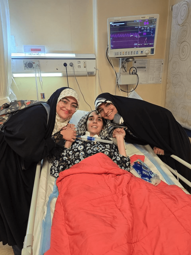 جوہری سائنسدان کی بیٹی کو والدین کی شہادت کی خبر 112 دن بعد اپنے ملی