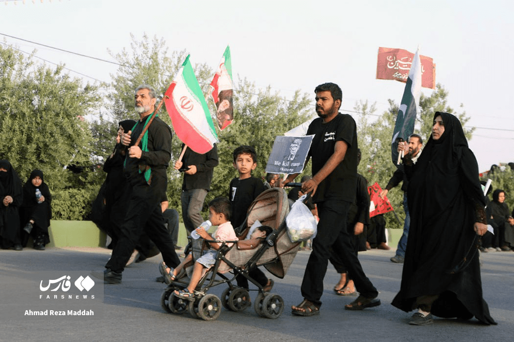اس گرم موسم میں آنے پر آپ کا بہت بہت شکریہ، امامِ شہیدِ امت سید علی خامنہ ای