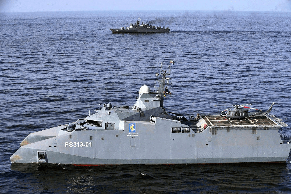 الحاج قاسم کا نام ایران کے سہ رخی دفاع کا استعارہ + تصاویر