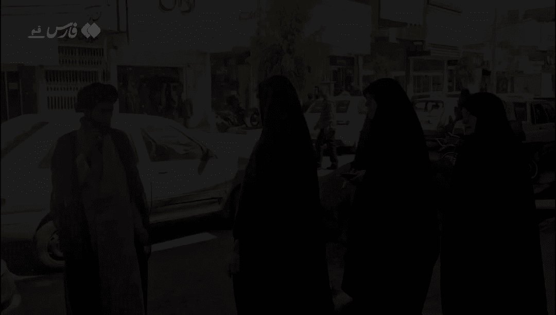 fars | فیلم | بازاریان هم‌نوای طلاب در حماسه جنگ و سوگ شهدا