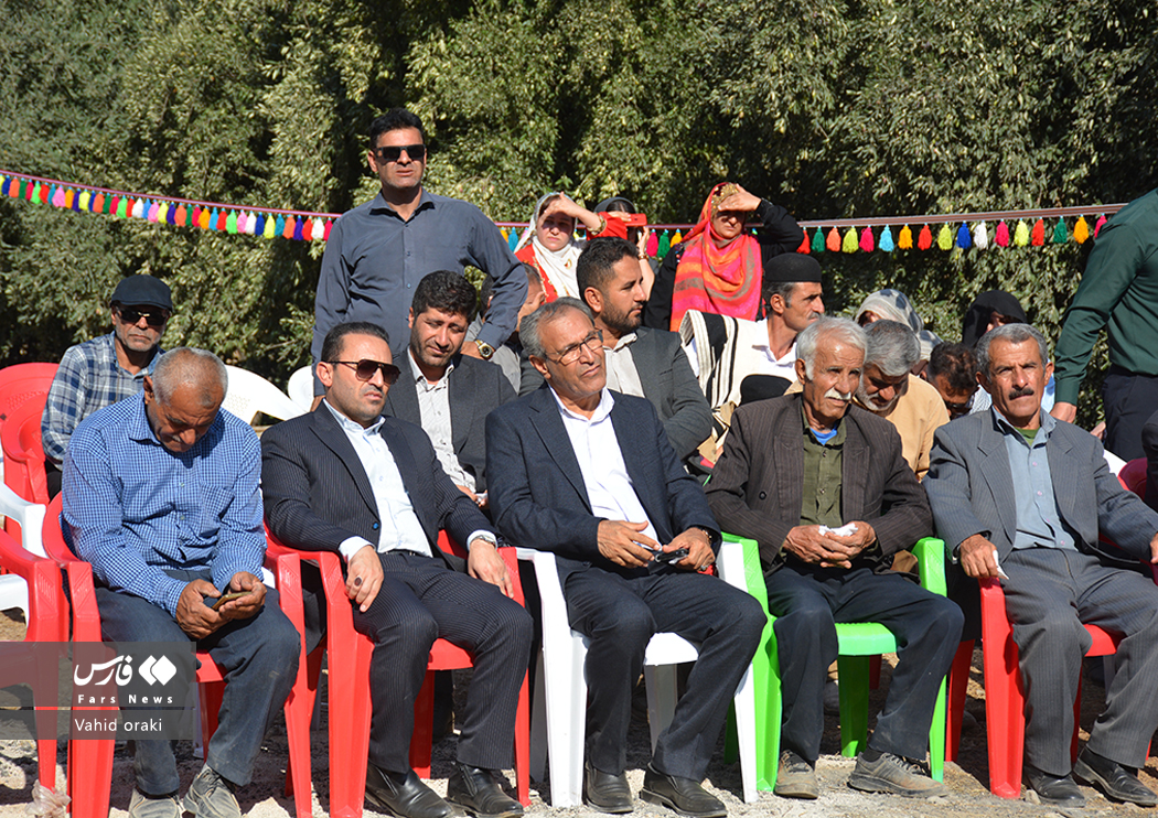 عکاس: وحید اورکی | گزارش تصویری برگزاری سومین جشنواره انار دزپارت - سید محسن حسینی بخشدار قارون