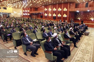 دیدار با نخبگان، علما، خانواده شهدا، ایثارگران و جمعی از اقشار مختلف مردم