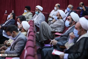گردهمایی عوامل انتخابات ۱۴۰۰ در سالن همایش‌های هتل ارم 