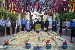  حضور کاروان زیر سایه خورشید در گلزار شهدای گمنام شهرستان ساری