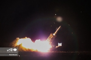 شلیک شبانه موشک صیاد از سامانه پدافندی 15 خرداد 