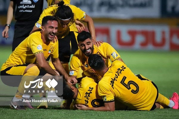 گزارش تصویری از برد سپاهان مقابل پیکان
