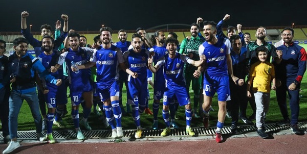 گزارش تصویری بازی فوتبال شمس آذر قزوین با خوشه طلایی ساوه