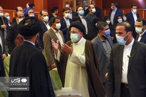 دیدار با نخبگان، علما، خانواده شهدا، ایثارگران و جمعی از اقشار مختلف مردم