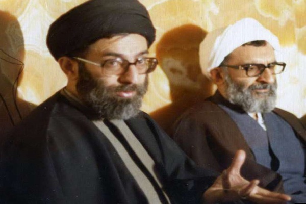 رهبر انقلاب