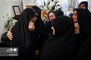 دیدار خانواده شهدا با خانواده شهید عجمیان