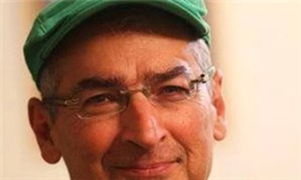 صادق زیباکلام