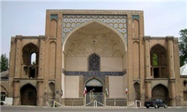 عالی قاپو