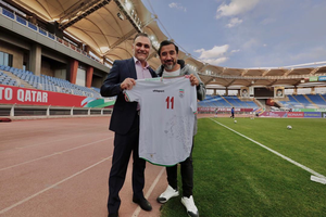 خداداد عزیزی