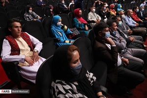 حضور مهاجران فرهنگی کشور افغانستان در مراسم رونمایی از مستند «بیست سال»