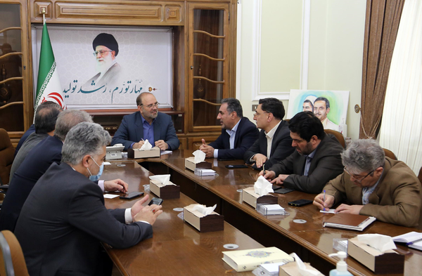 استاندار آذربایجان شرقی در دیدار با معاون وزیر راه دو شهرسازی