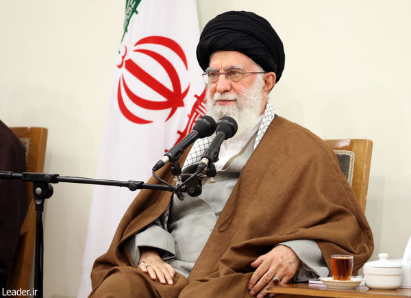 رهبر معظم انقلاب حضرت آیت الله خامنه‌ای مقام معظم رهبری 