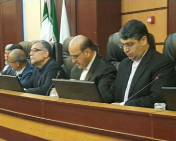 نشست کریمی اراک