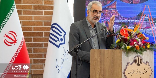 یوسف نوری وزیر آموزش و پرورش