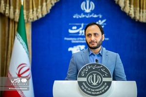 اولین نشست خبری علی بهادری جهرمی سخنگوی دولت در سال ۱۴۰۱