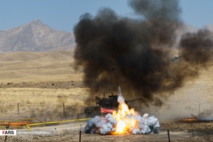 نمایی از مراحل مستند مسابقه رزم آوران که در تیپ مکانیزه امام زمان (عج) نیروی زمینی سپاه در شهرستان شبستر استان آذربایجان‌شرقی برگزار گردیده است.