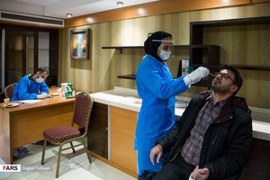 تست سریع کرونا از شرکت‌کنندگان همایش سالانه مدیران خبرگزاری فارس در سراسر کشور