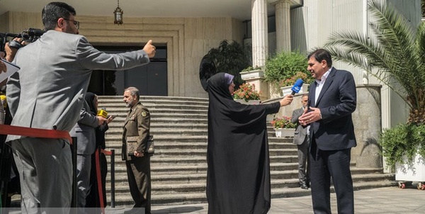 مخبر