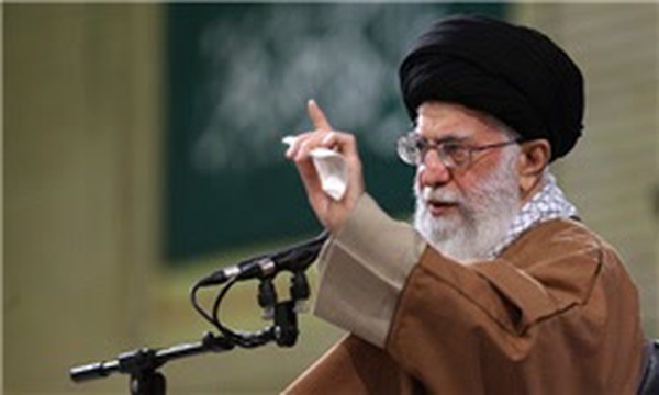 آیت الله خامنه ای رهبرانقلاب