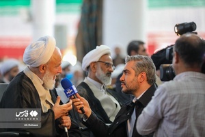 مصاحبه با یکی از اساتید حوزه علمیه قم در حاشیه تجمع طلاب