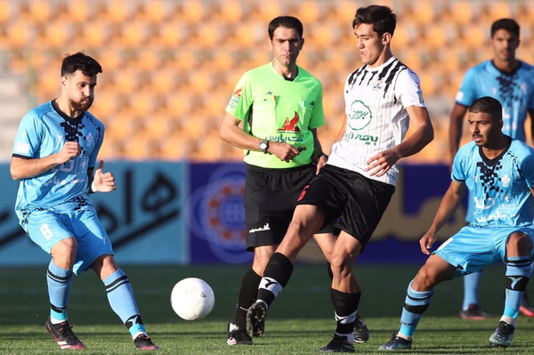 سینا خادم پور