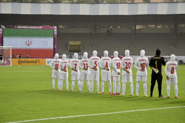 فوتبال بانوان