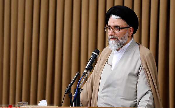 وزیر اطلاعات/