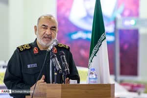 سخنرانی سرلشکر حسین سلامی فرمانده کل سپاه در مراسم رونمایی از دستاوردهای راهبردی سپاه در حوزه چک و خنثی‌سازی بمب