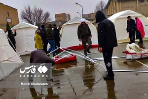 امدادرسانی طلاب به زلزله زدگان خوی