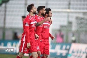 گزارش تصویری از صعود پرسپولیس با غلبه بر ذوب آهن؛ تارتار بازهم مغلوب قرمزپوشان