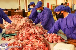 توزیع 2 هزار بسته گوشت قربانی