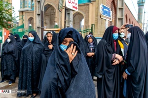 حضور مردم در مراسم تشییع و خاکسپاری 2 شهید گمنام در «دلند»
