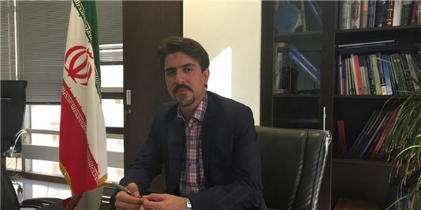 دکتر آرمان حاجیان فرد