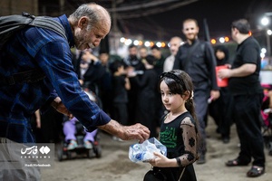خادمین کوچک مشایه