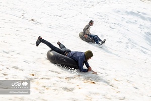 تیوپ سواری در دامنه کوه میشو