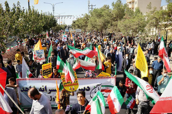 راهپیمایی یوم‌الله 13 آبان سمنان