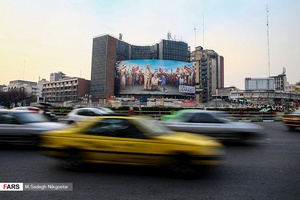  تعویض دیوارنگاره میدان ولیعصر(عج)