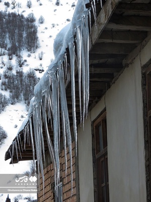 "یخ لوله " یا قندیل 