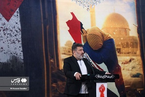 شعرخوانی سعید حدادیان درمراسم «اشک و حماسه»