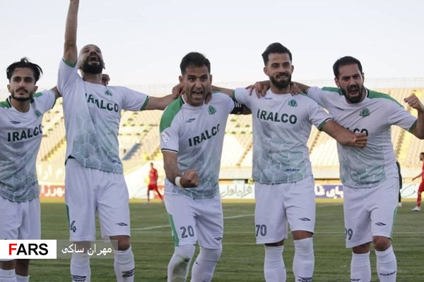 گزارش تصویری از دیدار آلومینیوم اراک و تراکتور تبریز