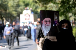 مراسم تشییع پیکر آیت‌الله فقیه‌ایمانی در اصفهان