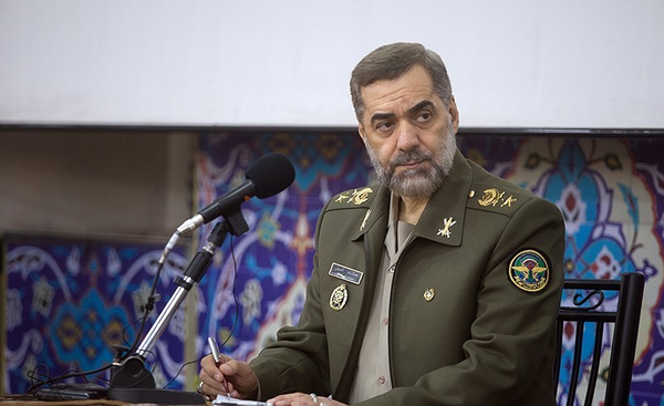 وزیر دفاع