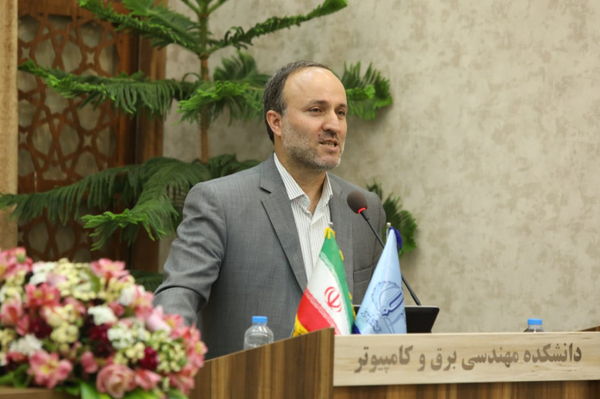 معاون وزیر علوم و رئیس سازمان امور دانشجویان- هاشم داداش پور