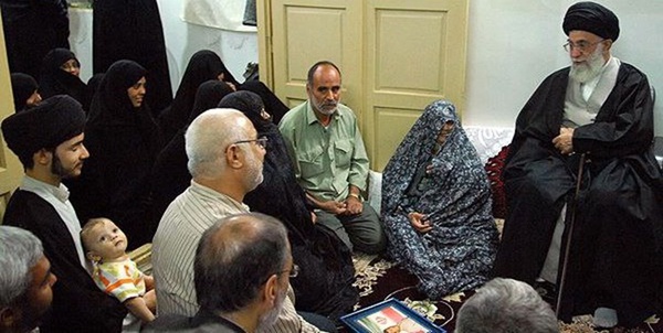 دیدار خانواده شهید